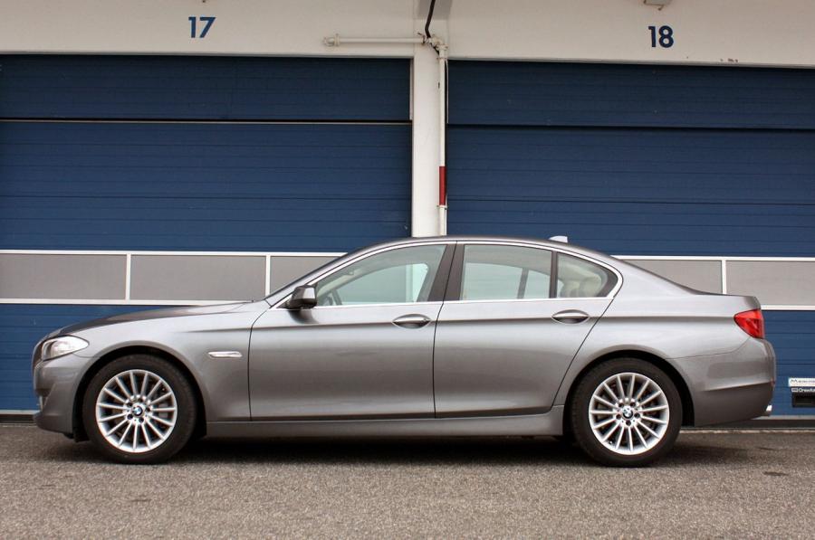  BMW 535i 2011 года  (фото 25 из 48)